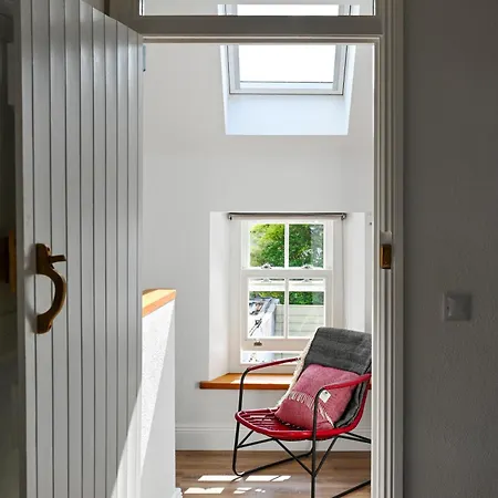 The Row In Westport Town Villa Exterior photo